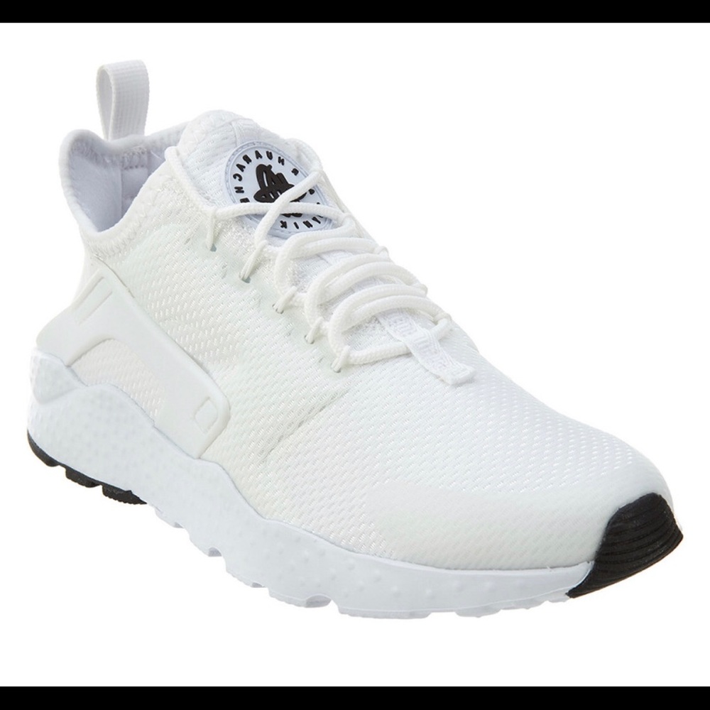 Nike Air Huarache Run Ultra Leather Sneaker